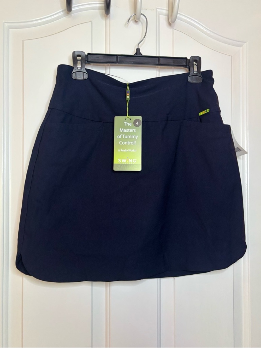 NWT SWING Navy Golf/Athletic Skort with Tummy Control Size 4